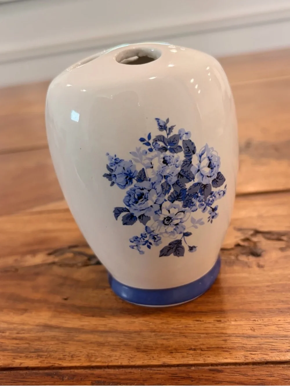 Vintage Ceramic Porcelain White & Blue Floral Toothbrush Makeup Brush Holder